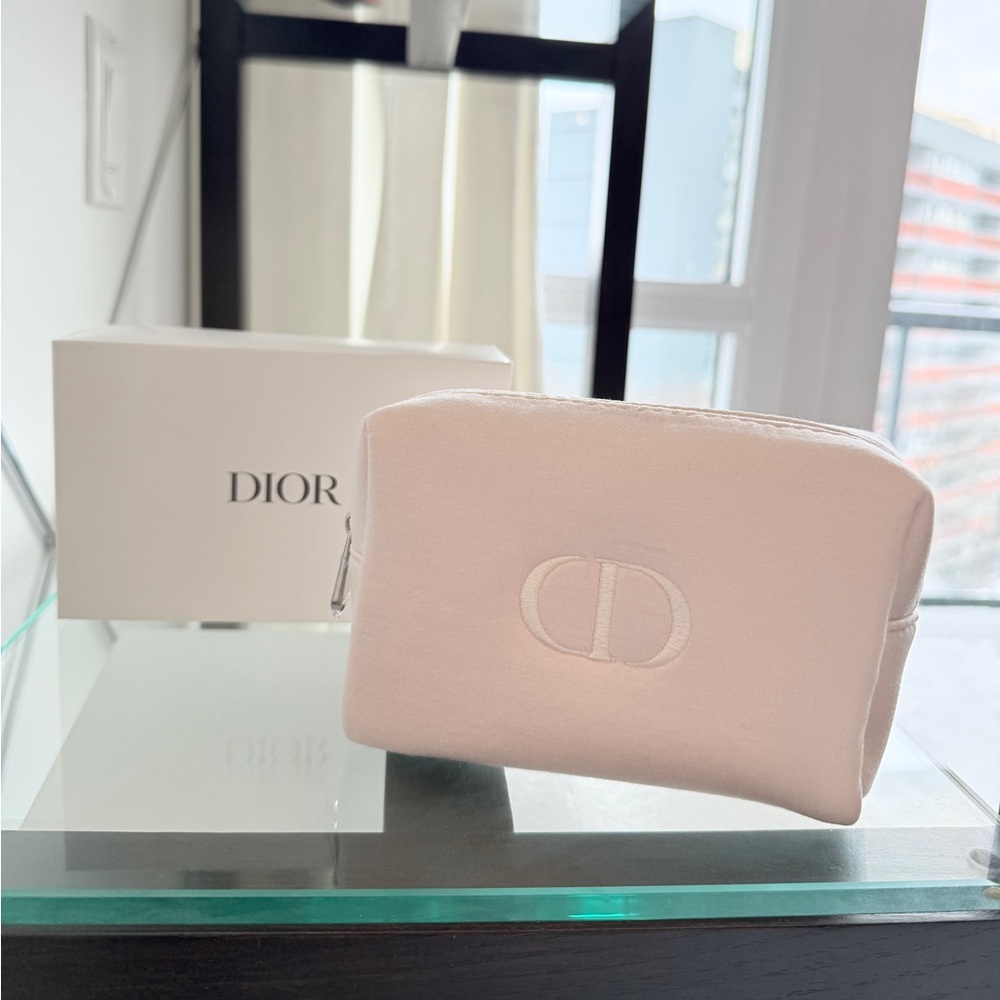 BNIB Authentic Christian Dior Beauty Pink Make-up Pouch GWP